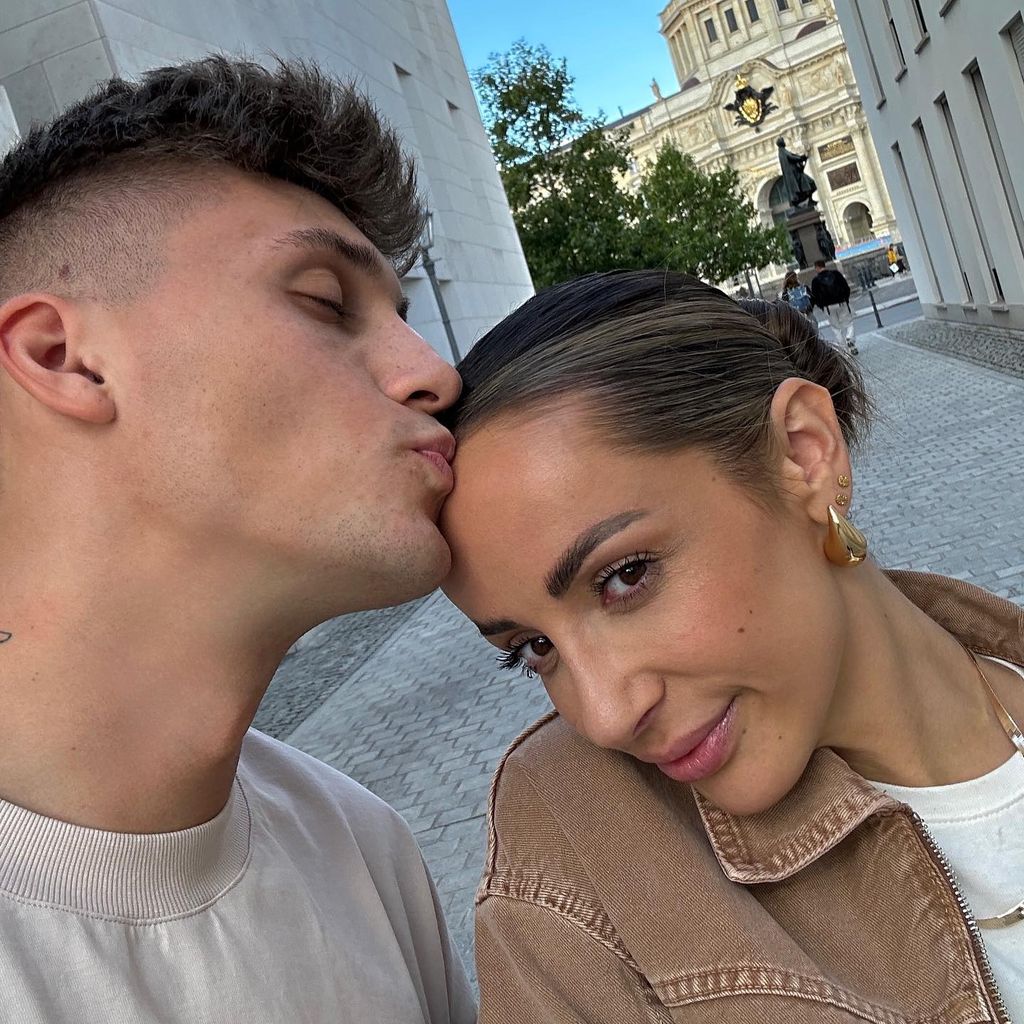 Fynn Lukas Kunz und Jennifer Saro im September 2023 in Berlin