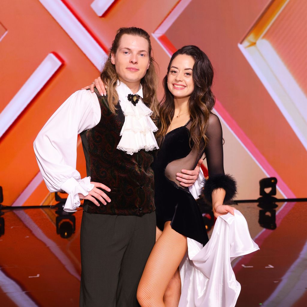 Gabriel Kelly und Malika Dzumaev im April 2024