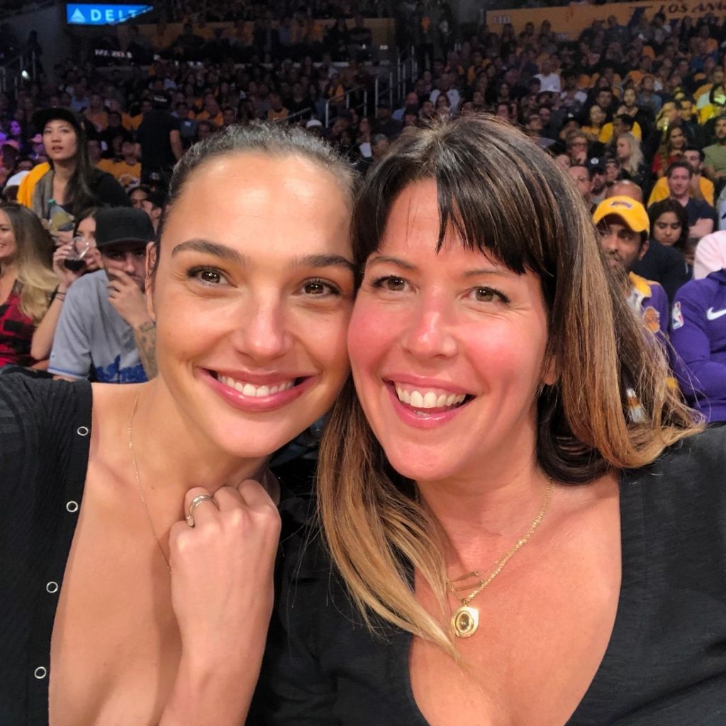 Gal Gadot und Patty Jenkins im Juli 2021