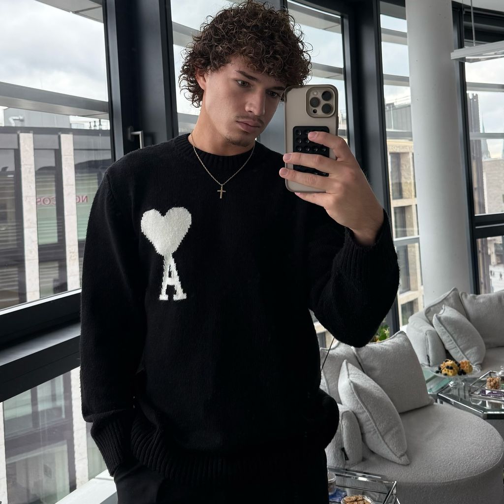 Garry Secret, Oktober 2025