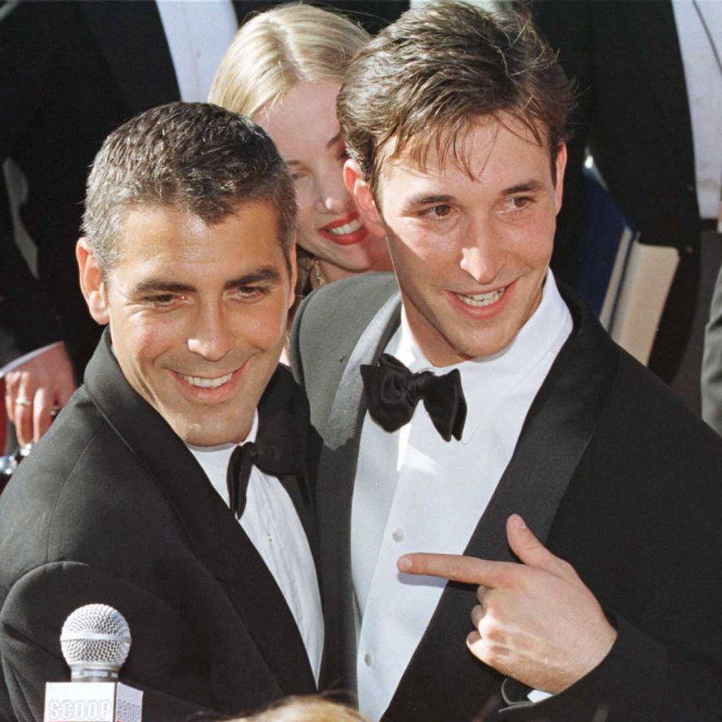 George Clooney und Noah Wyle bei den Emmy Awards 1996 in Pasadena