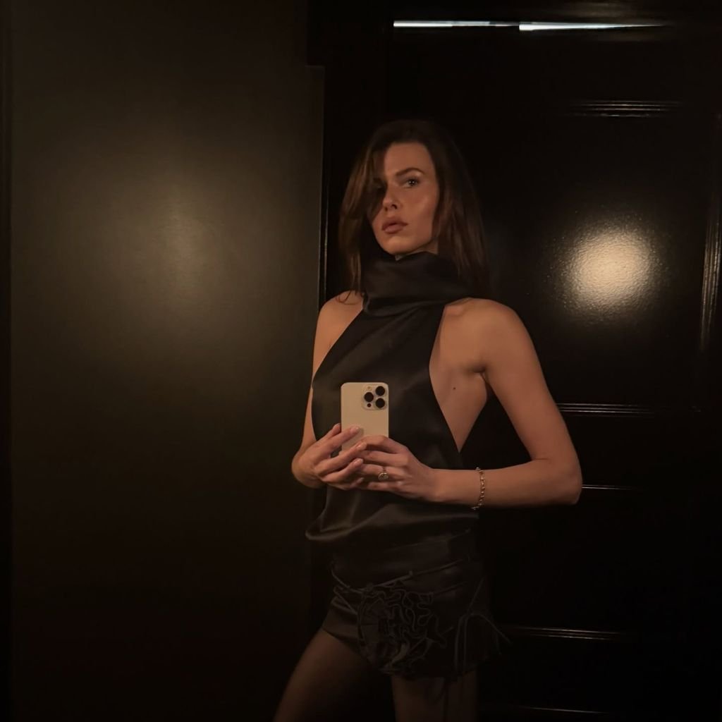 Georgia Fowler, Model