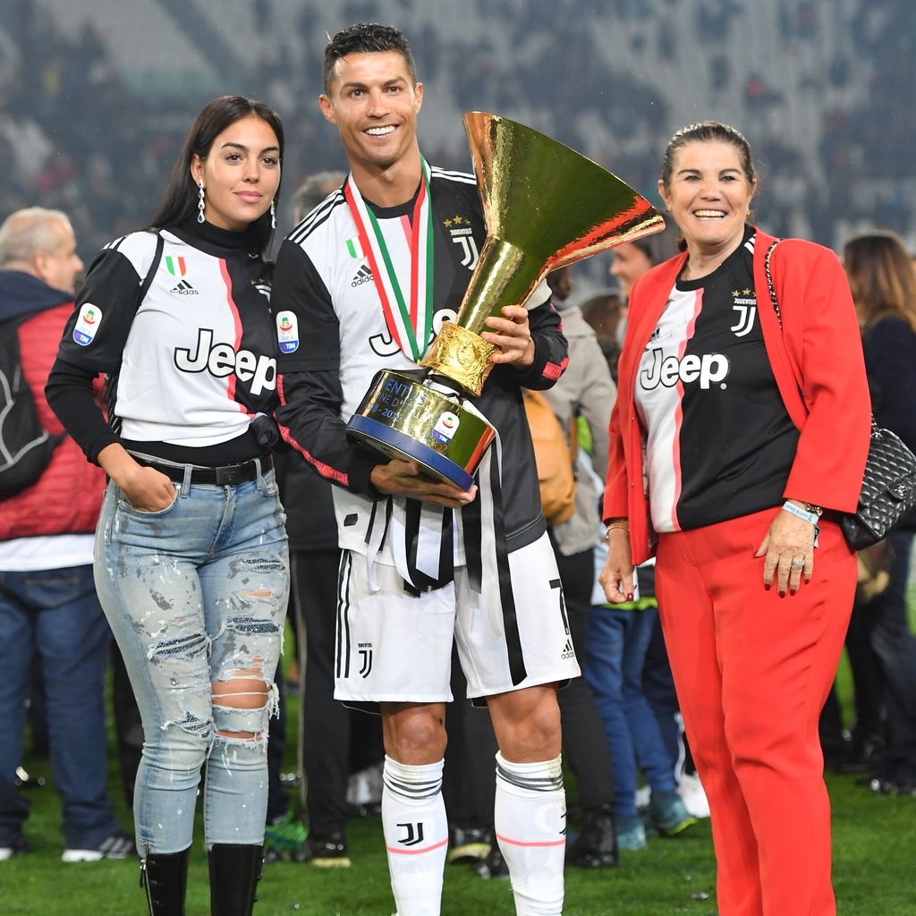 Georgina Rodriguez, Cristiano Ronaldo und seine Mutter Maria Dolores dos Santos Aveiro, 2019
