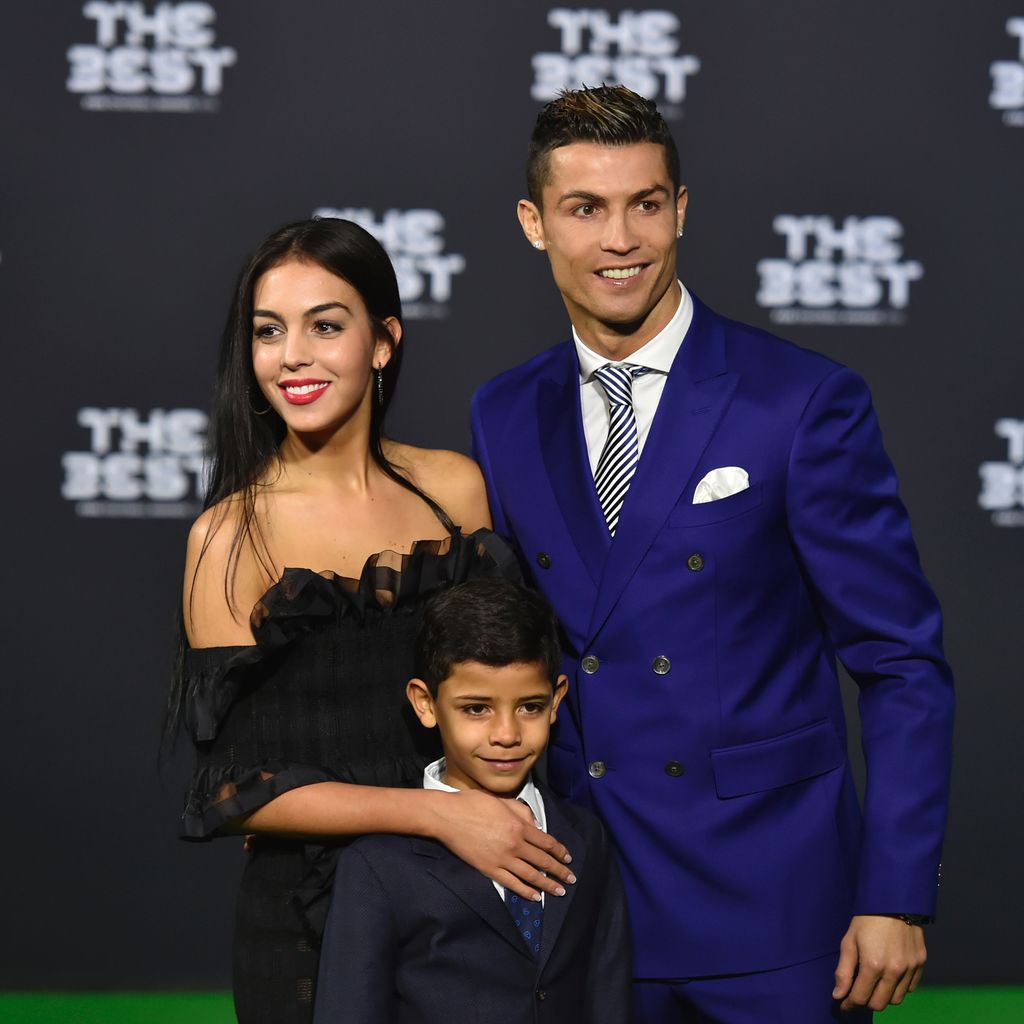 Georgina Rodriguez, Cristiano Ronaldo und Cristiano Ronaldo Jr im Januar 2017