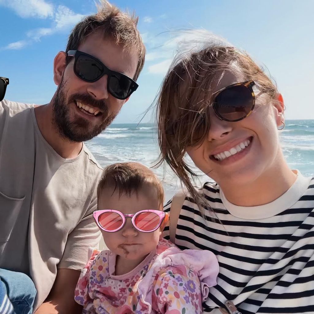 Gerald und Anna Heiser mit ihren Kindern im November 2023