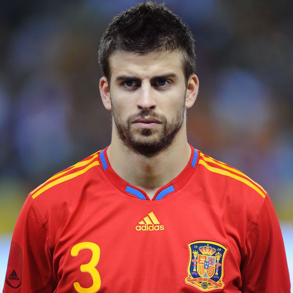 Gerard Piqué, November 2009