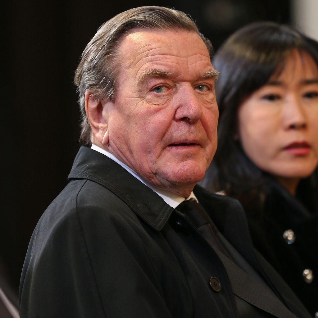 Gerhard Schröder bei der Andacht für Manfred Stolpe