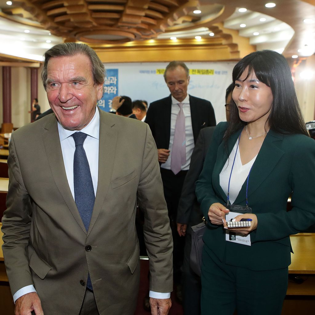 Gerhard Schröder und Soyeon Kim in Seoul 2017