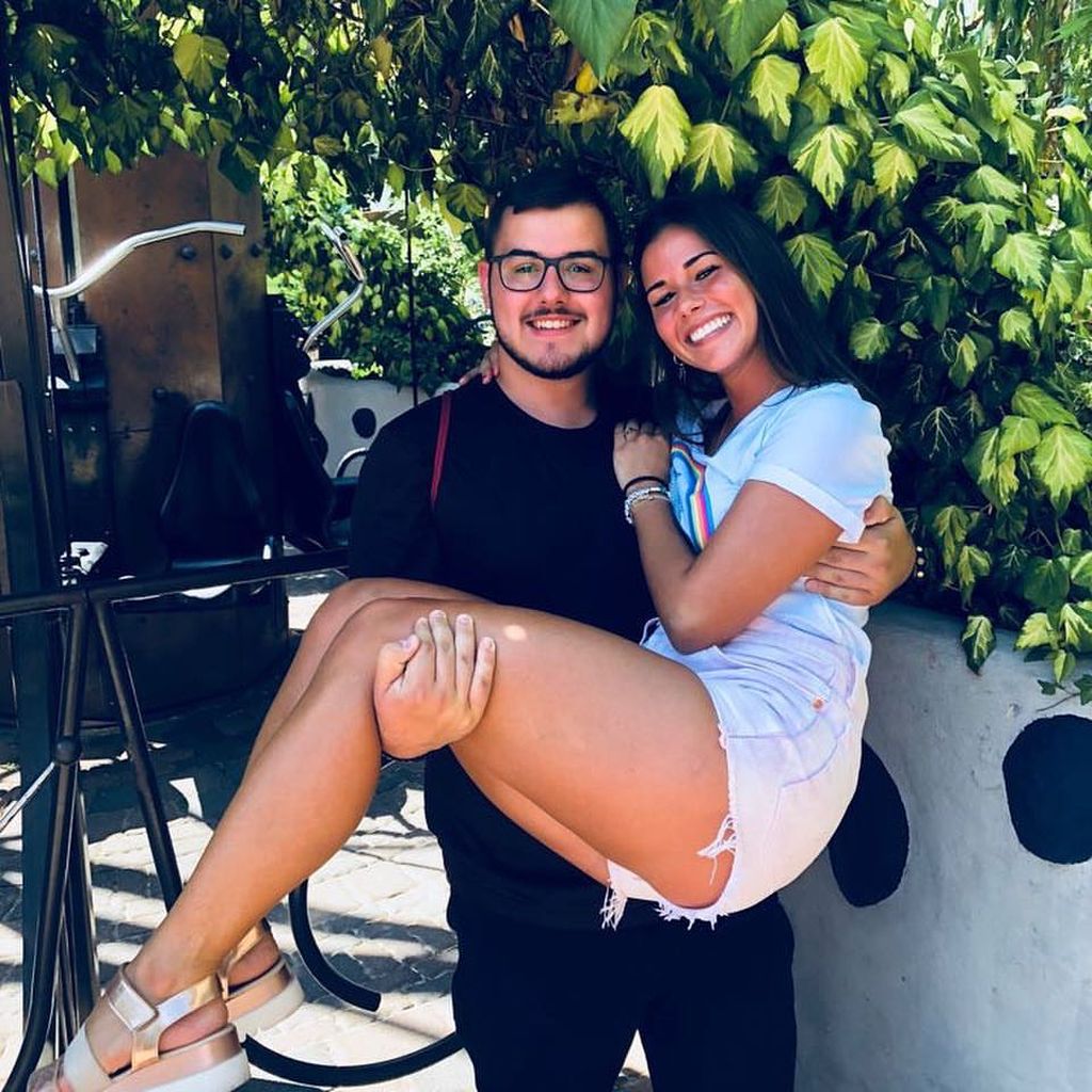 Sarah Engels mit ihrem Bruder Gianluca Engels, 2018