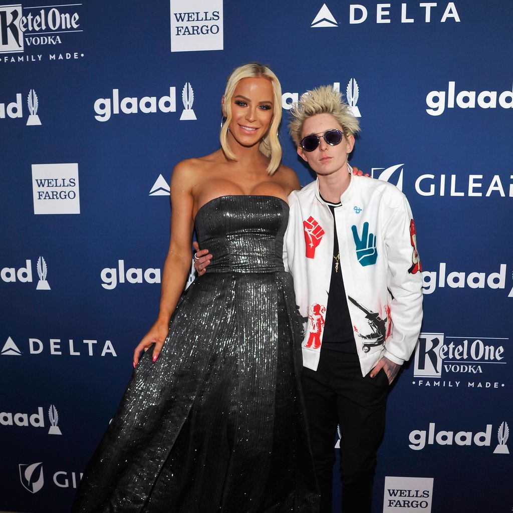 Gigi Gorgeous und Nats Getty auf dem Red Carpet der GLAAD Media Awards 2018