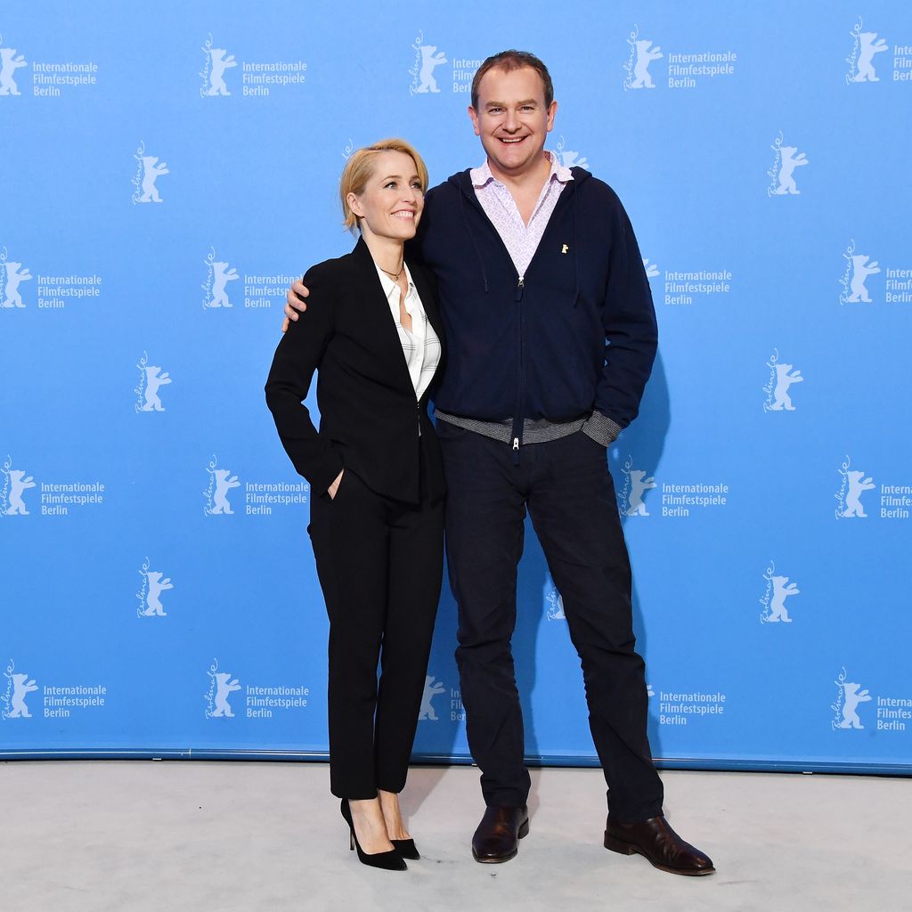 Gillian Anderson und Hugh Bonneville beim Fototermin zu "Viceroy's House" bei der Berlinale 2017 im Grand Hyatt Berlin