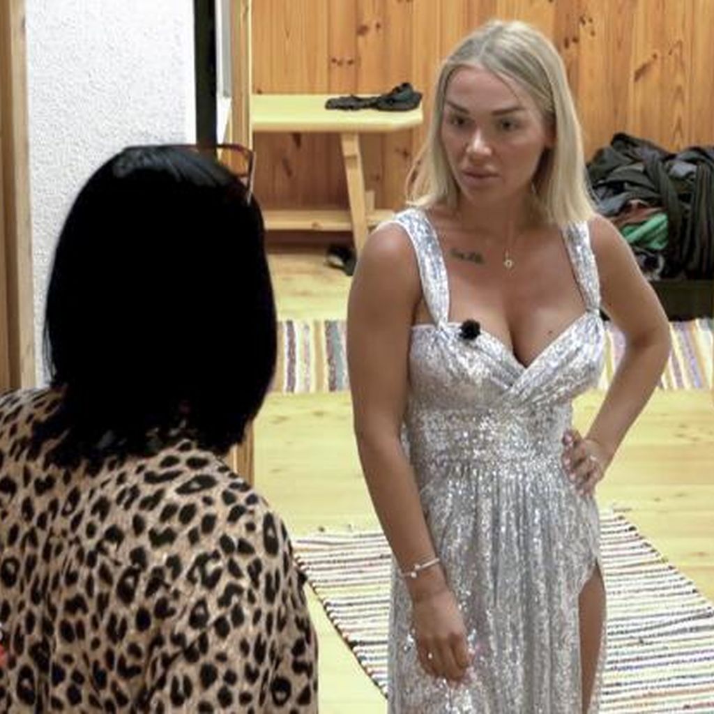 Gina Alicia und Emmy Russ bei "Forsthaus Rampensau" 2024