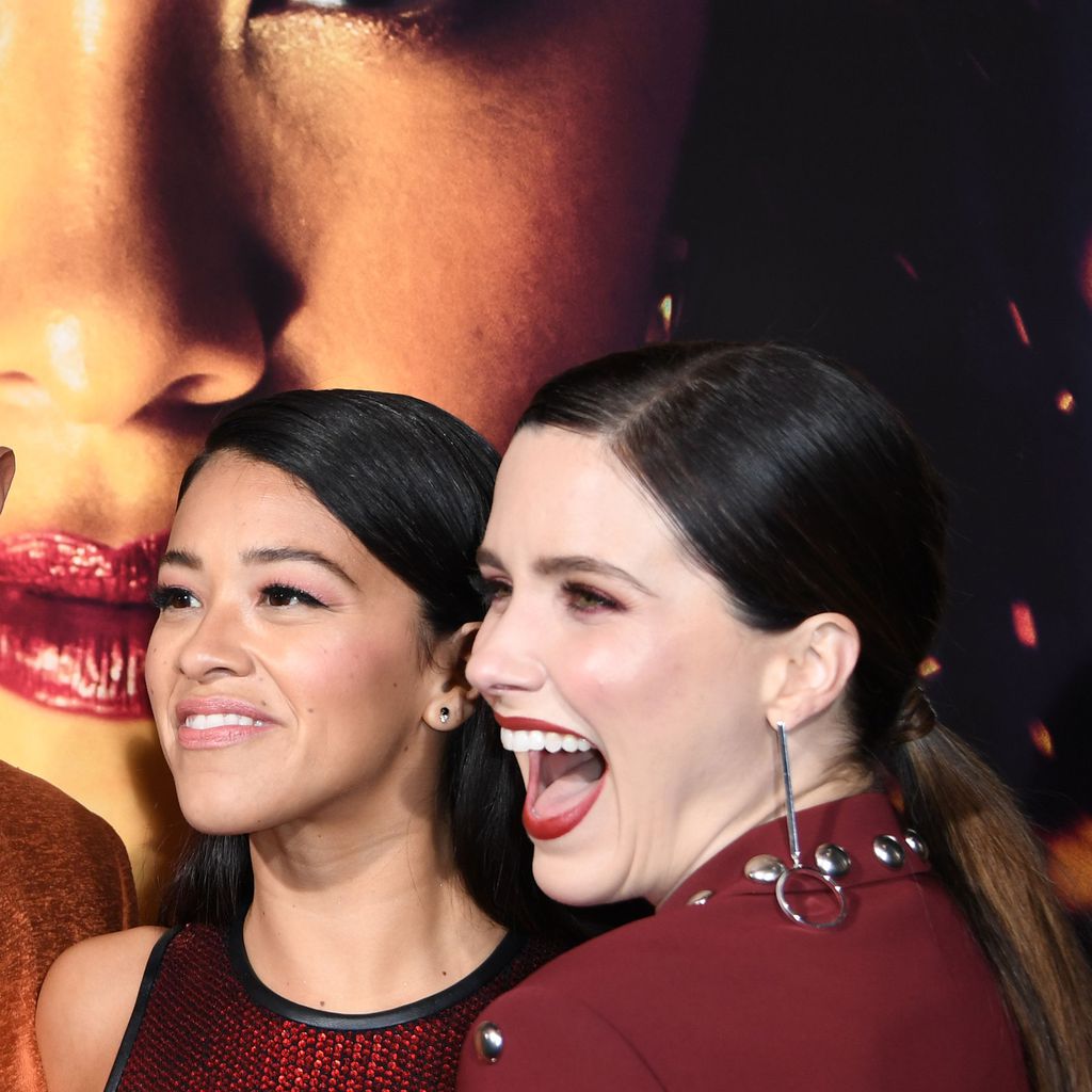 Gina Rodriguez und Sophie Bush