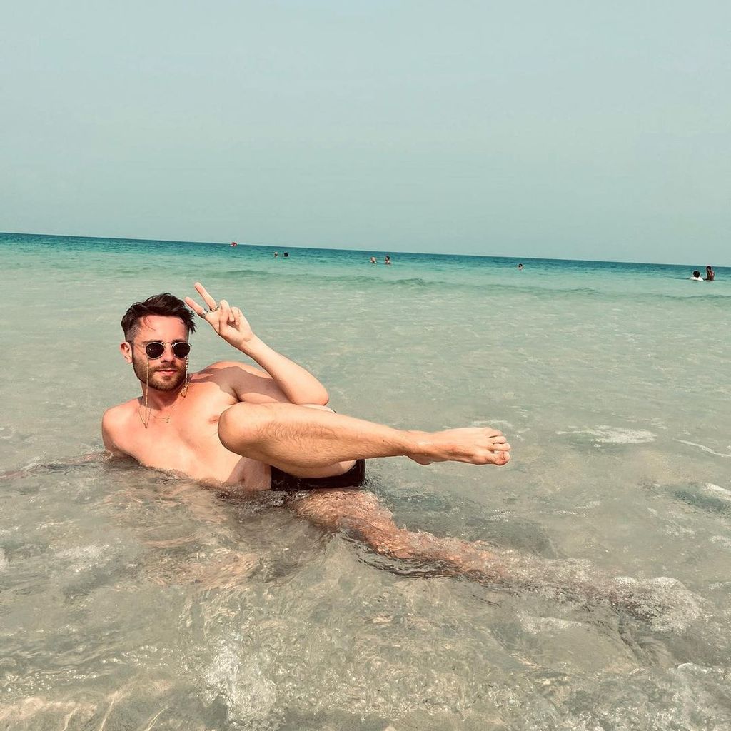 Gino Bormann in Thailand im Meer.