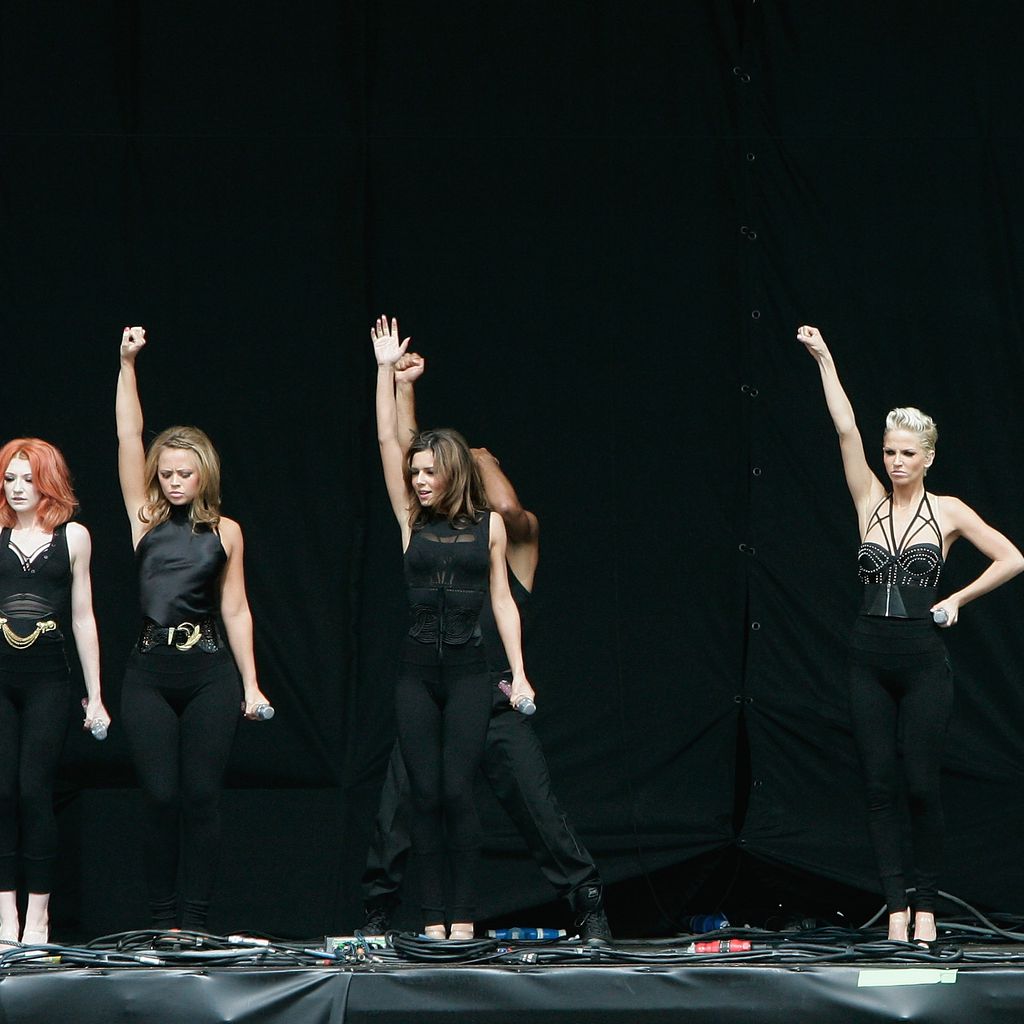 Girls Aloud 2008 auf der Bühne