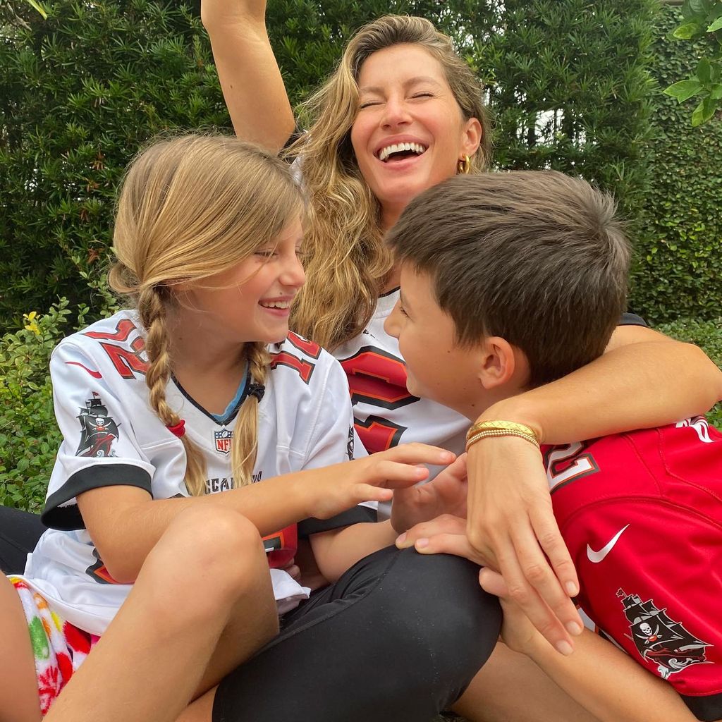 Gisele Bündchen mit ihren beiden Kindern, Januar 2021