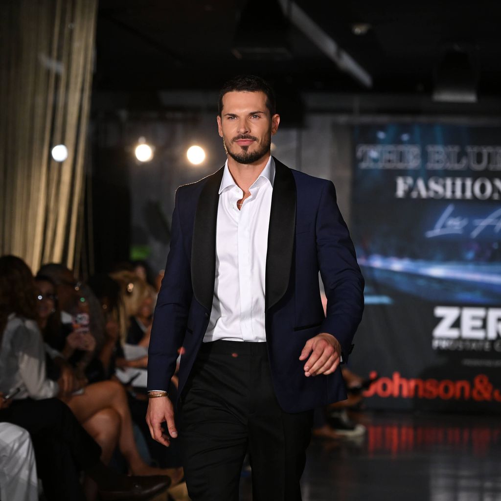 Gleb Savchenko bei der Blue Jacket Fashion Show 2026 zugunsten Zero Prostate Cancer in Los Angeles