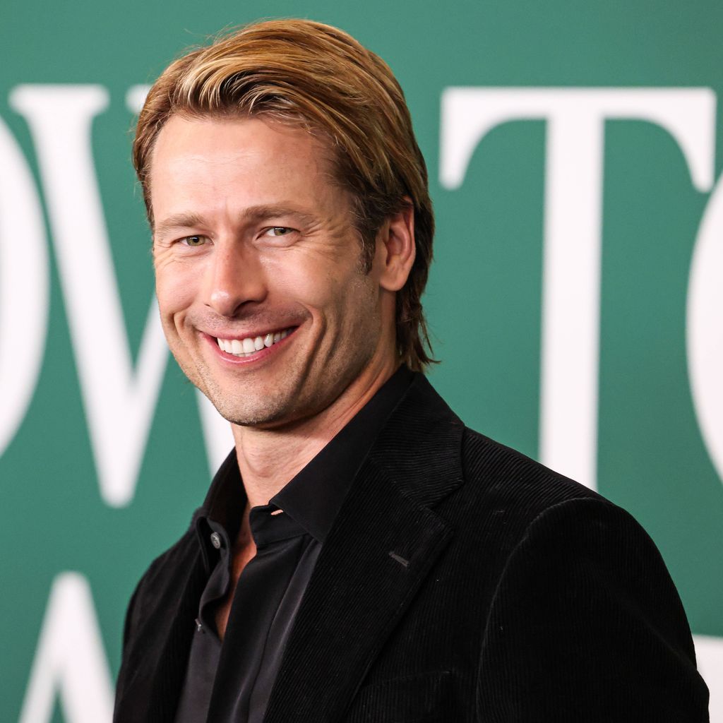 Glen Powell bei der Special Screening von A24s "How To Make A Killing" im AMC The Grove 14 in Los Angeles