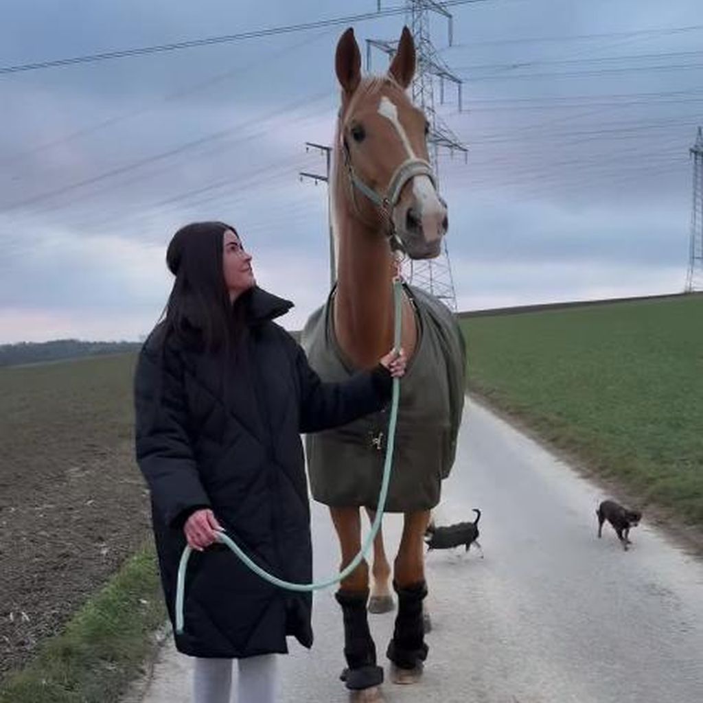 Gloria Glumac und ihr Pferd Maja, Januar 2025