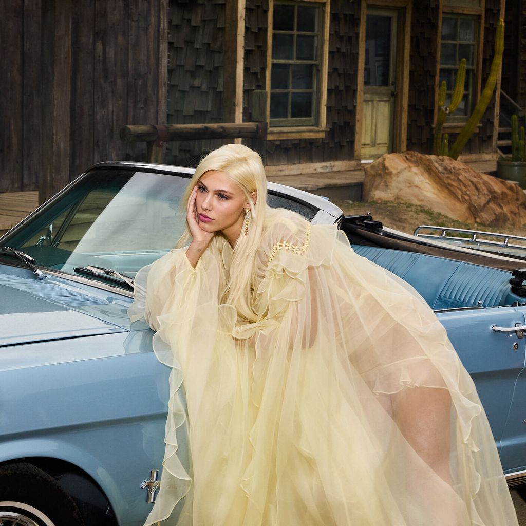 GNTM-Daniela beim Cover-Shooting für die Harper's Bazaar, 2025