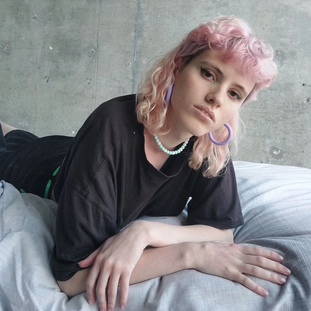 Viola, Kandidatin bei der 17. Staffel von "Germany's next Topmodel"