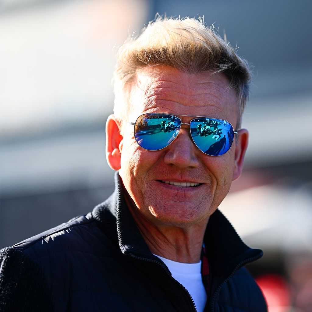 Gordon Ramsay vor dem Training zum F1-Grand-Prix von Las Vegas im Paddock