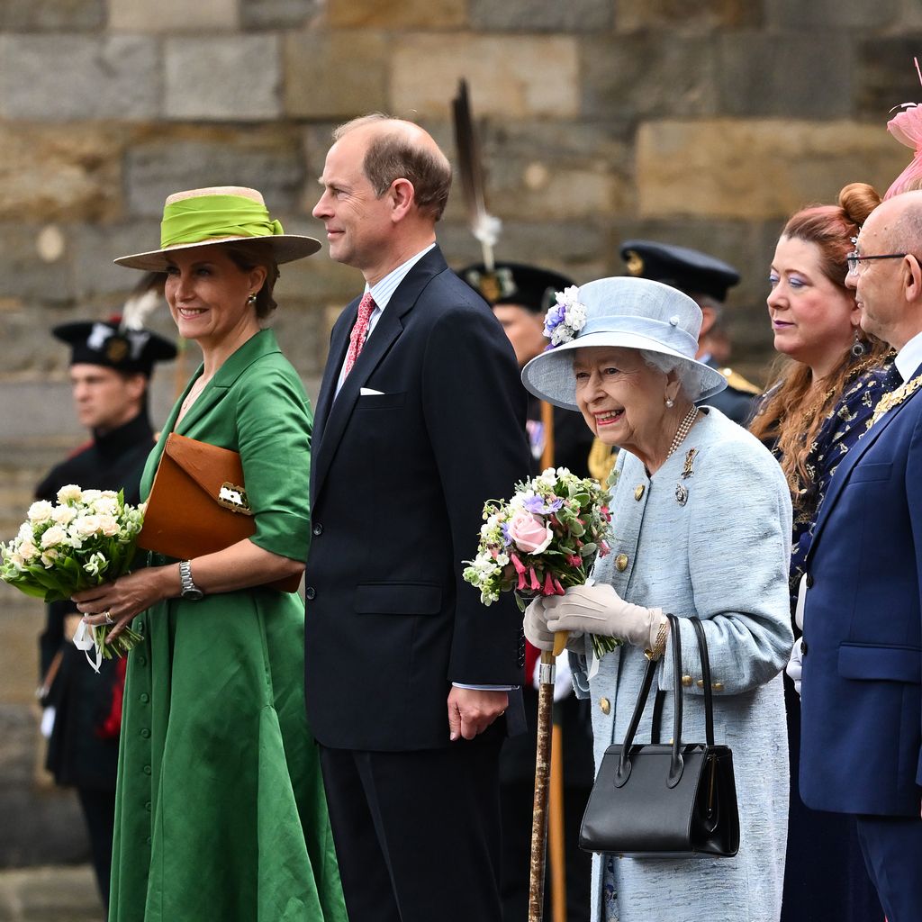 Gräfin Sophie, Queen Elizabeth II. und Prinz Edward im Juni 2022