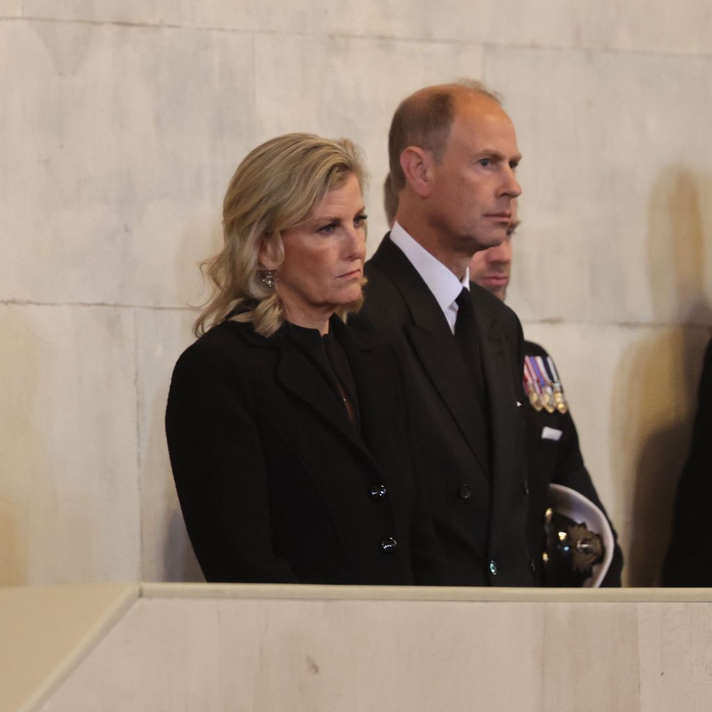 Gräfin Sophie und Prinz Edward bei der Mahnwache in der Westminster Hall