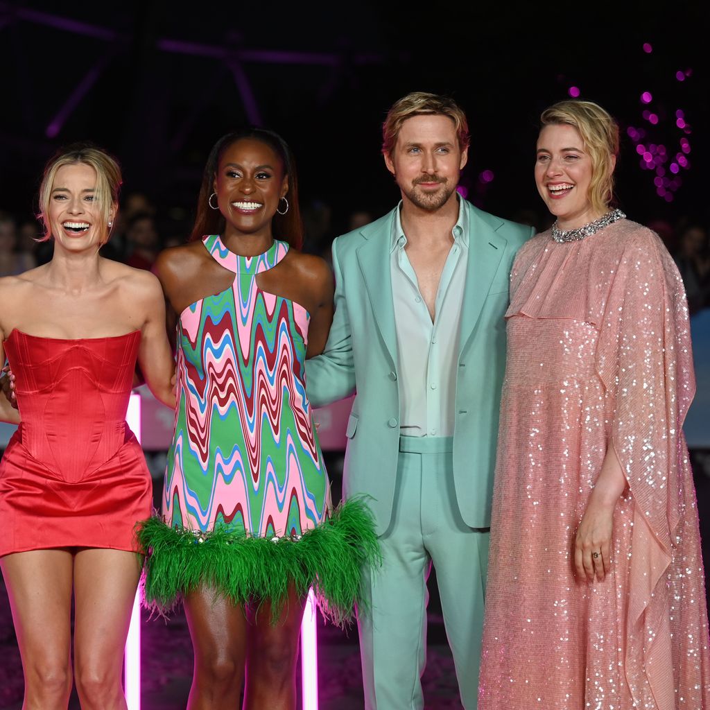 Greta Gerwig (rechts) mit dem Cast von "Barbie"