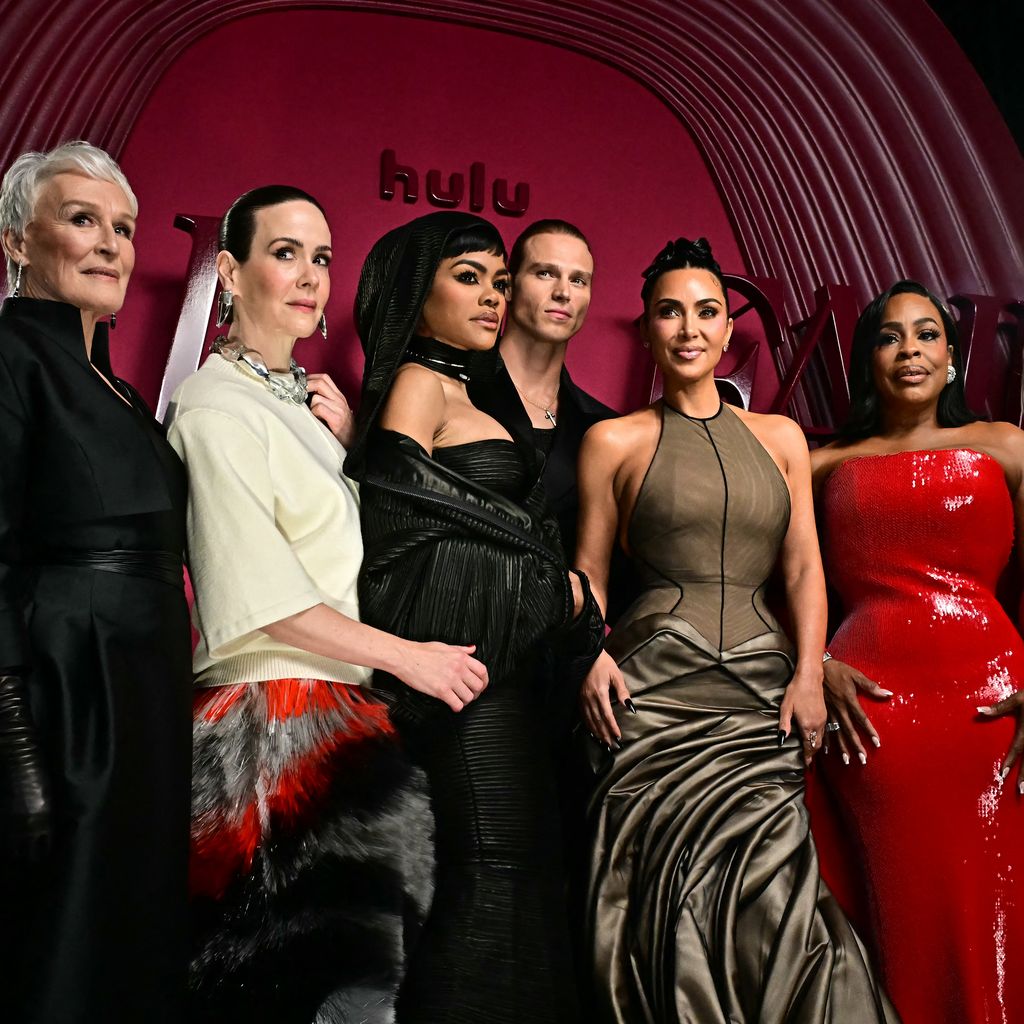 "All's Fair"-Cast bei der Weltpremiere der Hulu-Serie in Los Angeles