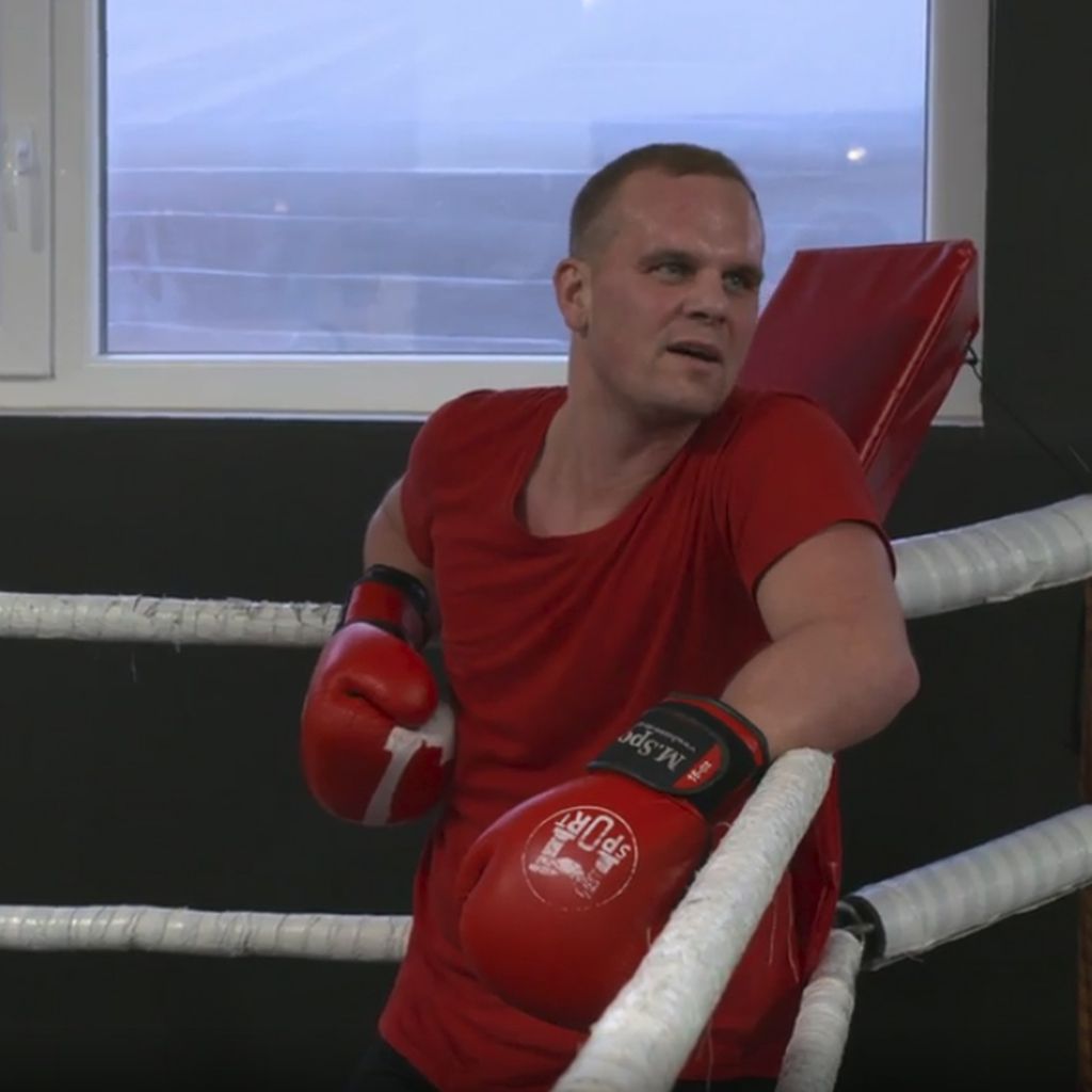 Gunther Höfler, "Bauer sucht Frau"-Star und Profi-Boxer