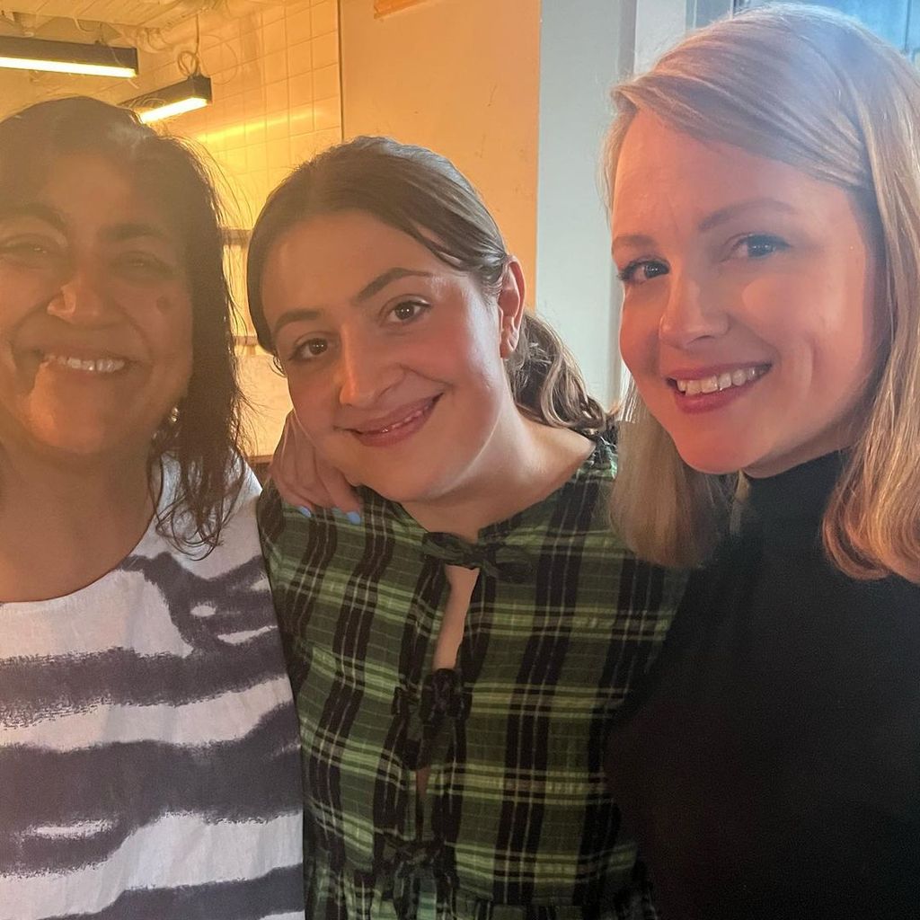 "Frontalknutschen"-Regisseurin Gurinder Chadha und die Filmstars Georgia Groome und Kimberley Nixon