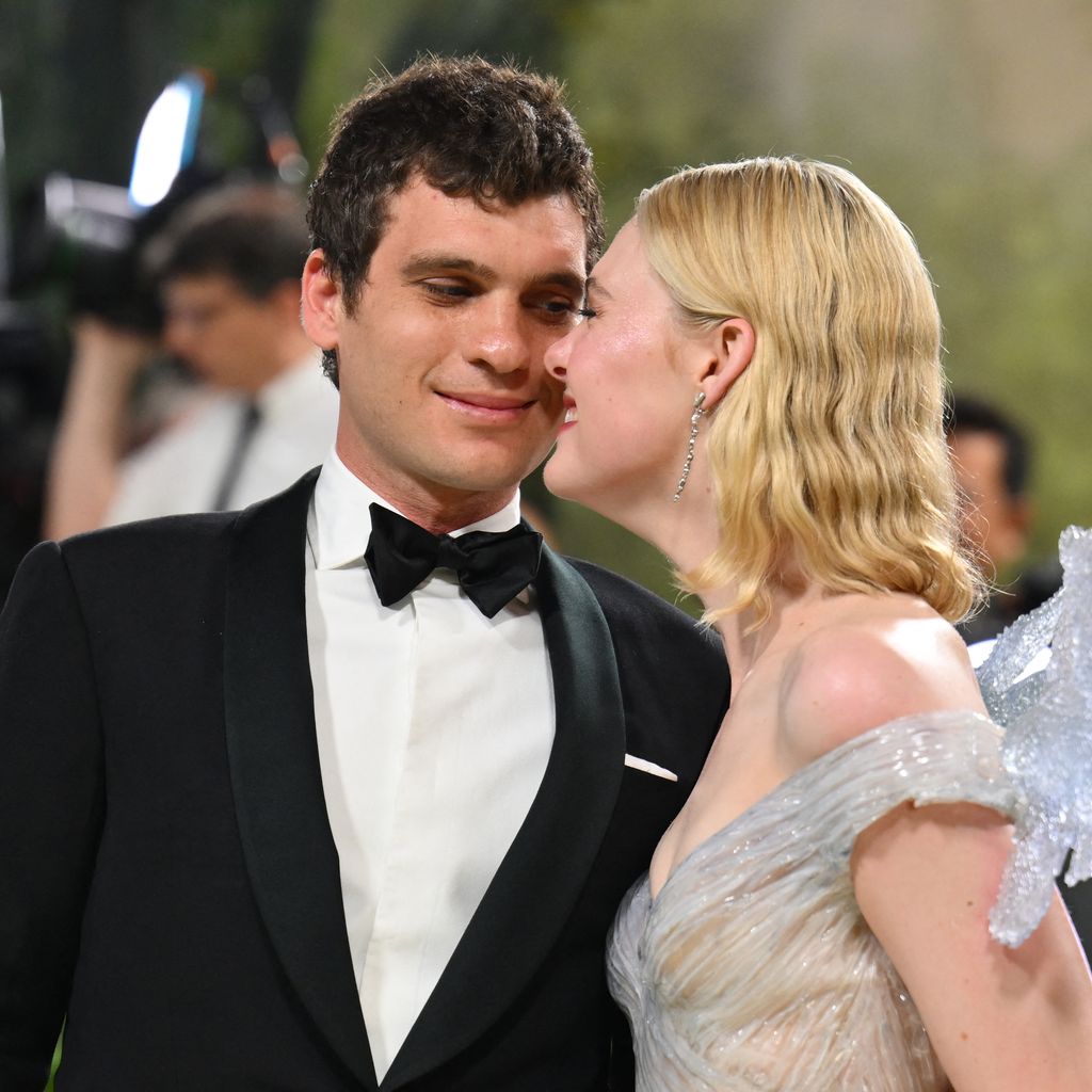 Gus Wenner und Elle Fanning bei der Met Gala 2024