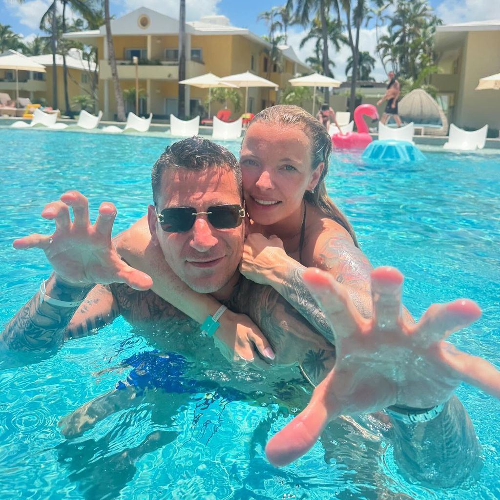 Rapper Gzuz mit Ehefrau Lisa, April 2025