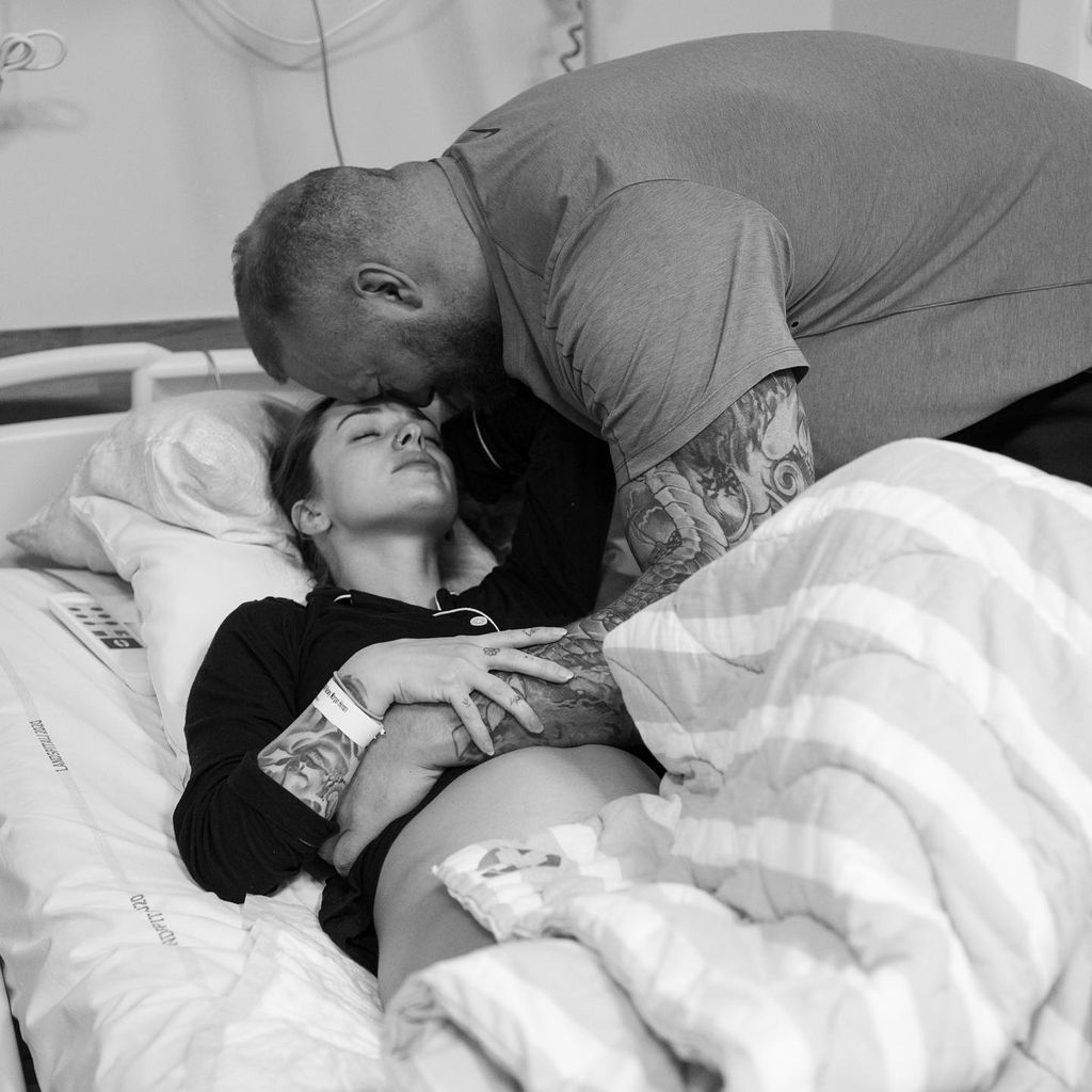 Hafthor Julius Björnsson und seine Frau Kelsey Henson