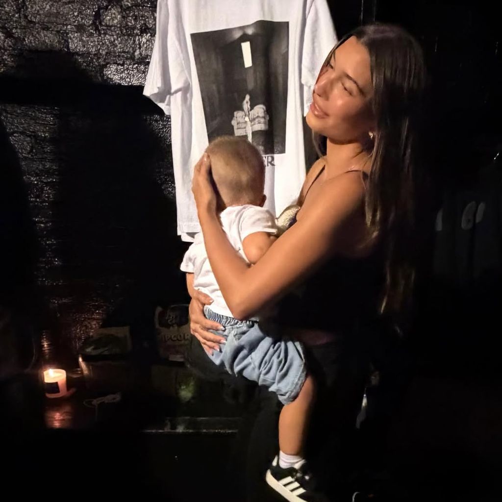 Hailey Bieber mit Sohn Jack, April 2026