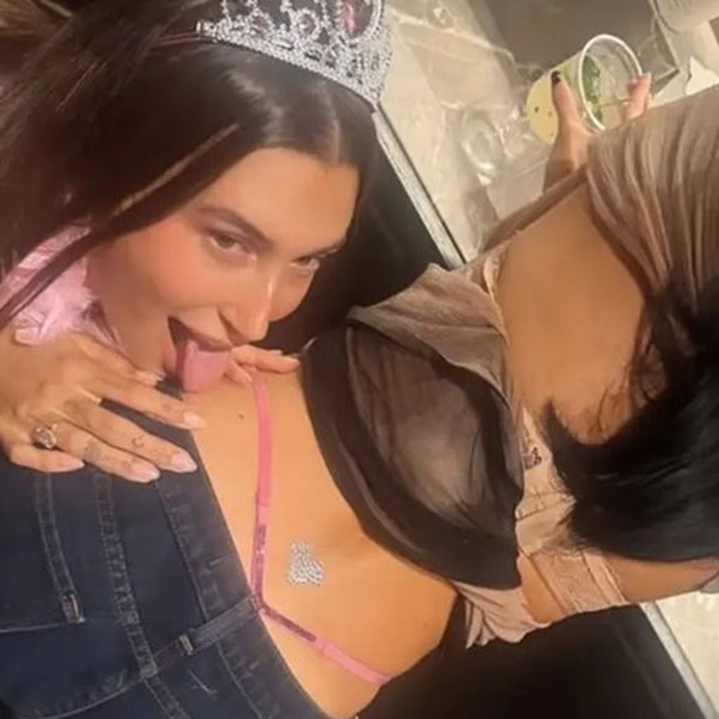 Hailey Bieber auf der Geburtstagsparty von Kylie Jenner