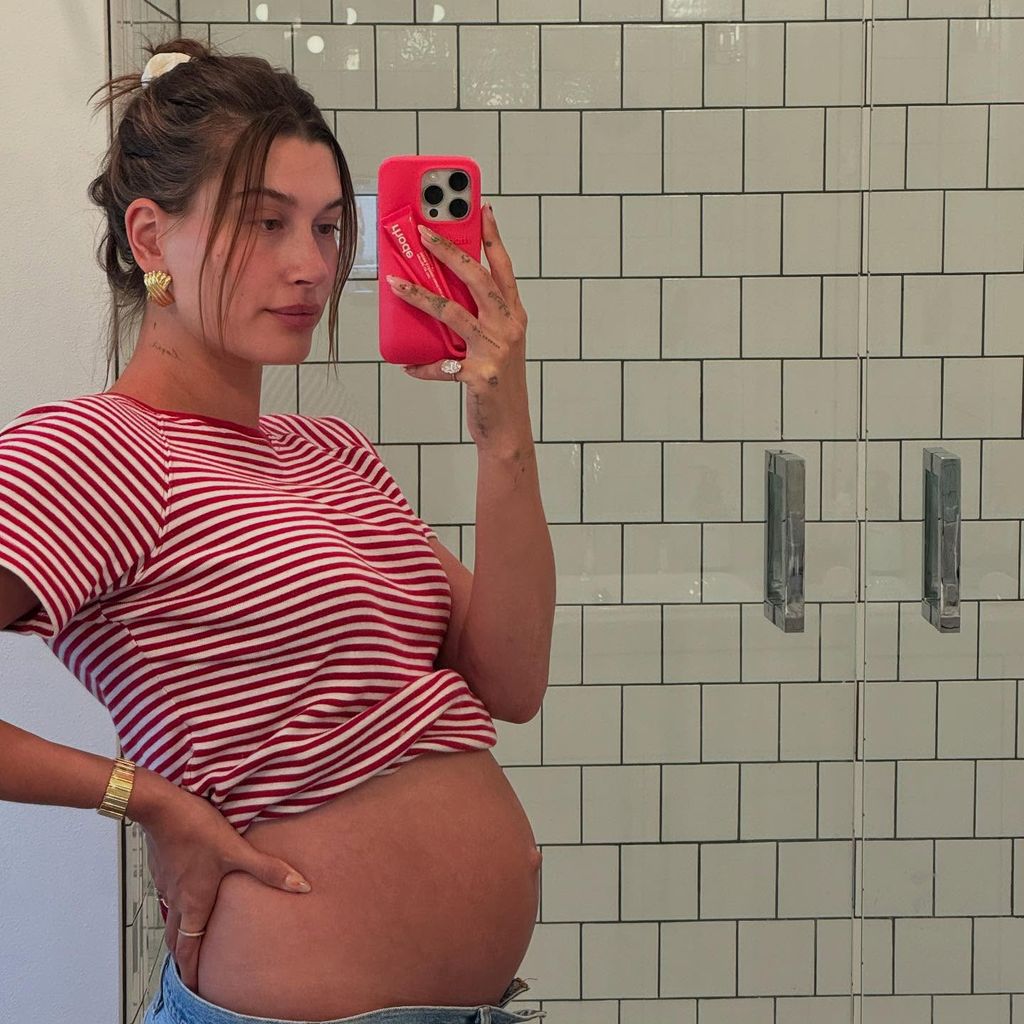 Hailey Bieber, Model