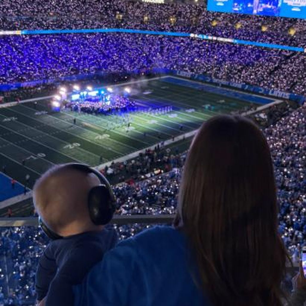 Hailie Jade mit ihrem Sohn Elliot, Thanksgiving 2025