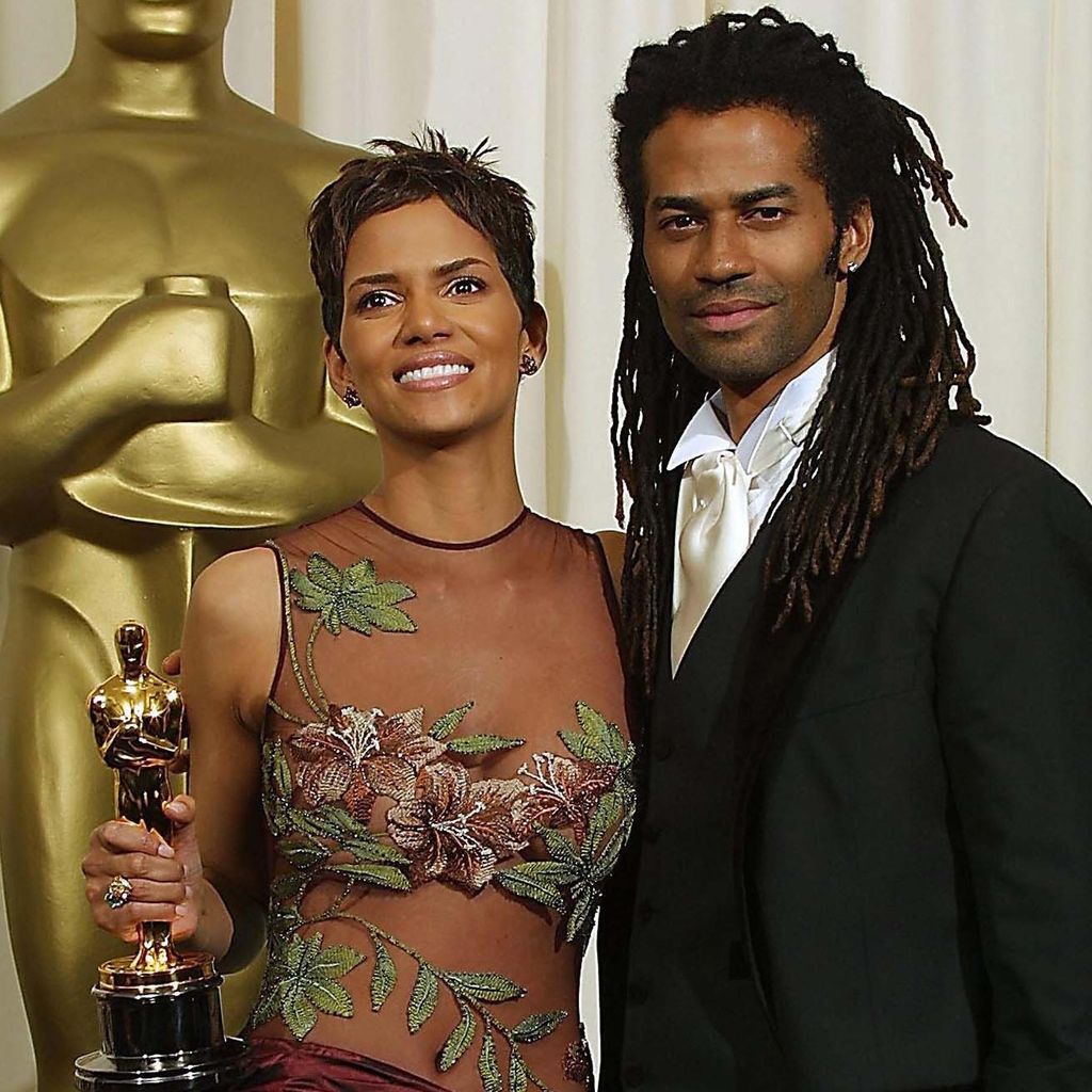 Halle Berry mit Eric Benet bei den Oscars 2002 nach ihrem Gewinn als beste Schauspielerin für "Monster's Ball"
