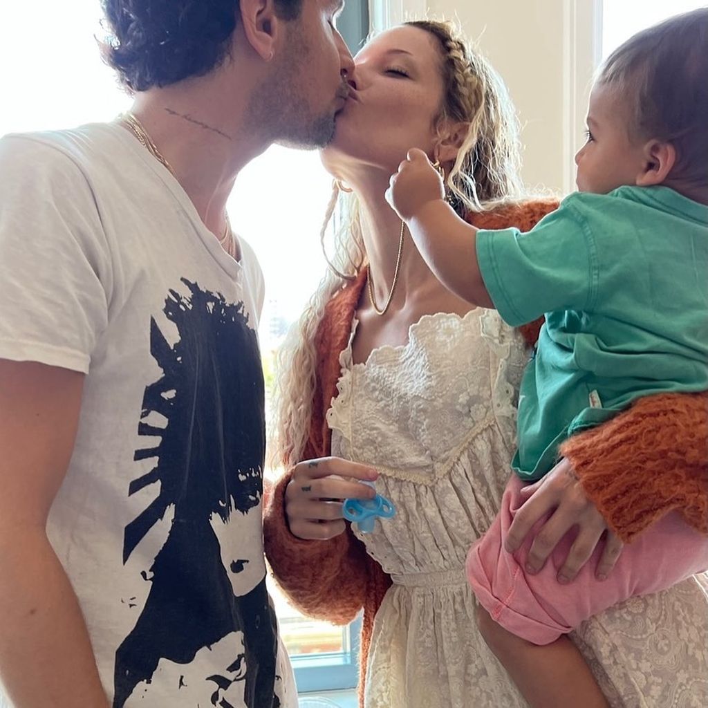 Halsey mit Freund Alev Aydin und Baby Ender Ridley im Juni 2022