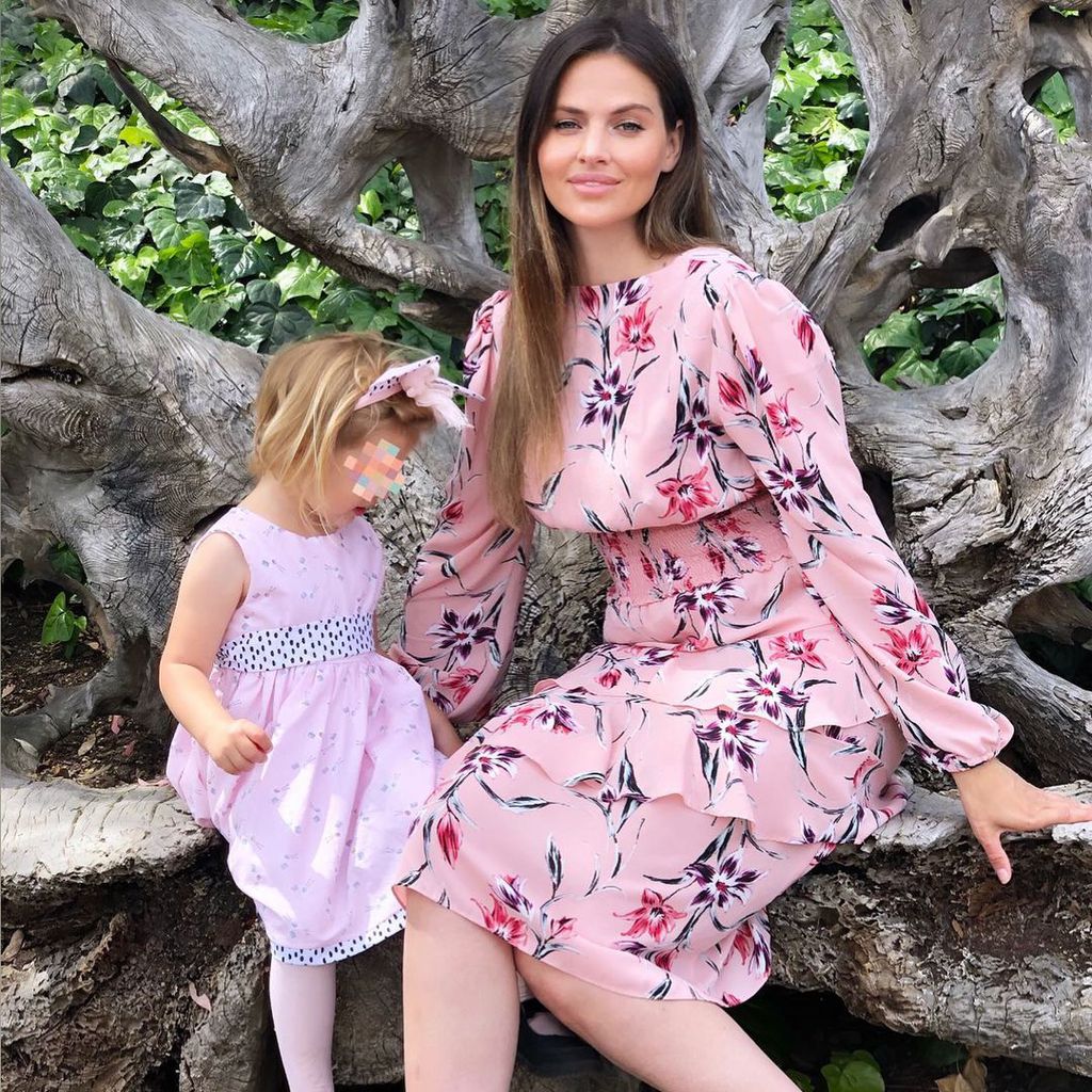 Hana Nitsche mit ihrer Tochter Aliya