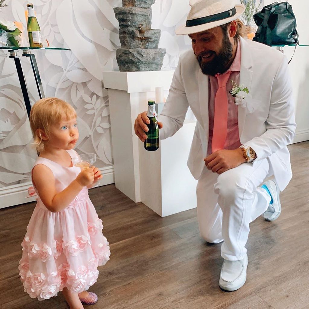 Hana Nitsches Tochter Aliya und Chris Welch, Juni 2020