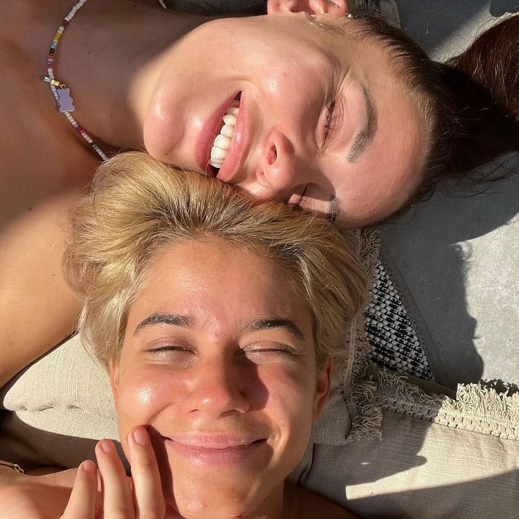 Hanna Soekeland und ihre "Princess Charming"-Gewinnerin Jessica
