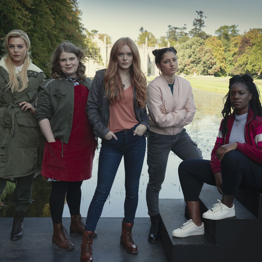 Hannah van der Westhuysen, Eliot Salt, Abigail Cowen, Elisha Applebaum und Precious Mustapha