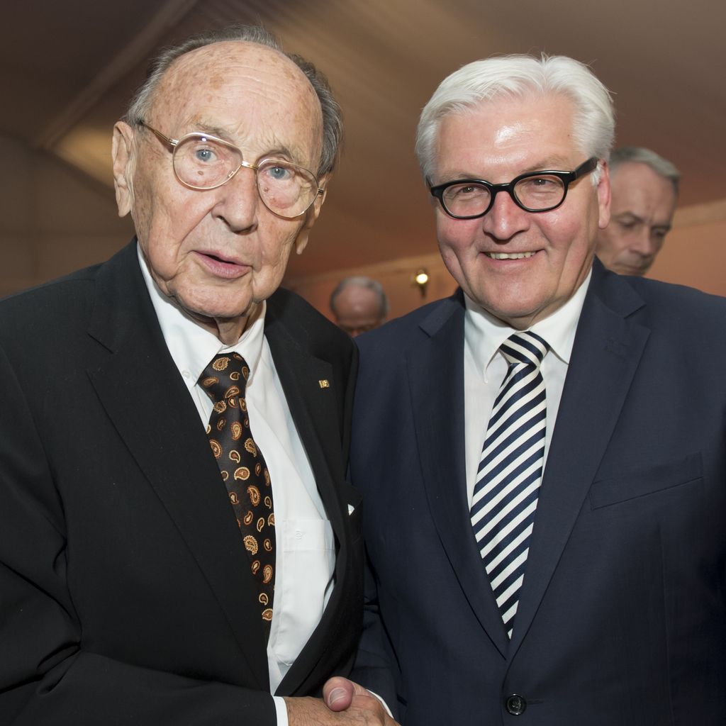 Hans-Dietrich Genscher und Frank-Walter Steinmeier
