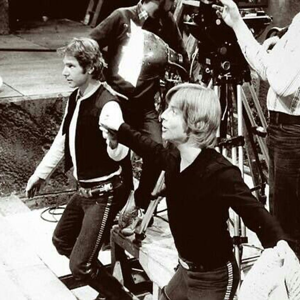 Harrison Ford und Mark Hamill am Set von "Star Wars: Episode IV – Eine neue Hoffnung"