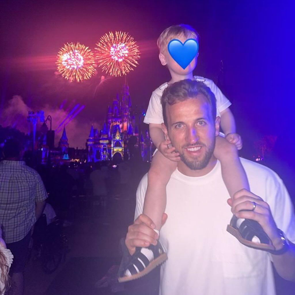 Harry Kane mit seinem Sohn