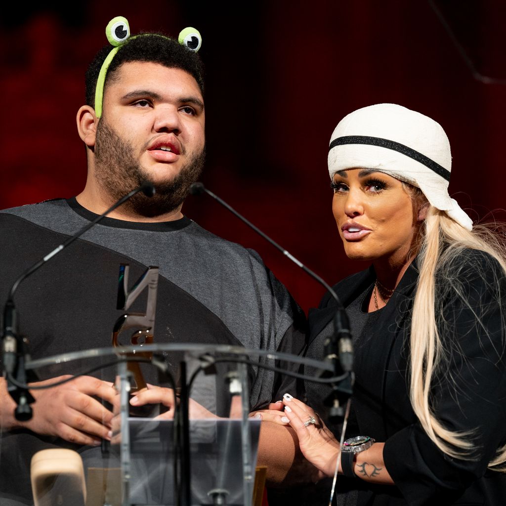 Harvey Price und Katie Price im Februar 2022