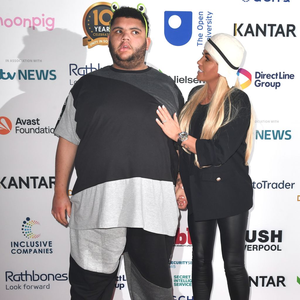 Harvey und Katie Price im Februar 2022 in London